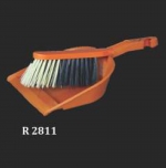 2811(Dustpan With Brush-01)